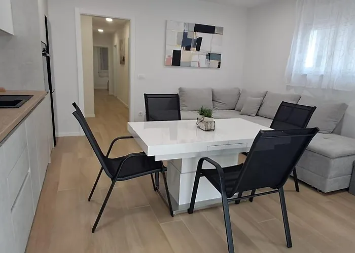 Sunny Island Apartment Povljana