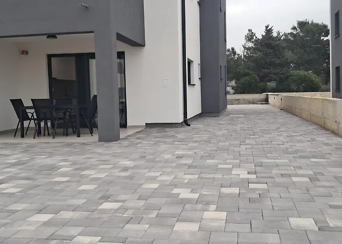 Sunny Island Apartment Povljana